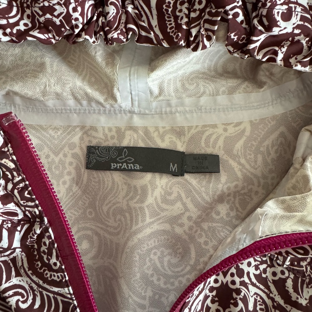 Prana Women's Medium Jordi Hooded Patterned Rain Wind Jacket - Picture 2 of 5